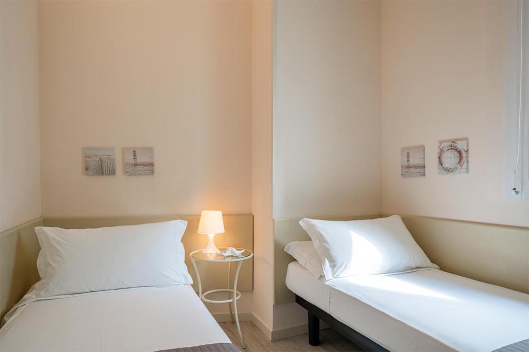 Residence Capitol Cattolica Exterior photo