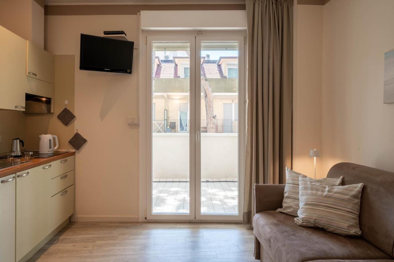 Residence Capitol Cattolica Exterior photo