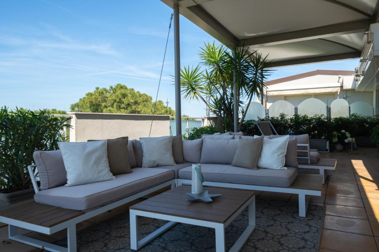 Residence Capitol Cattolica Exterior photo